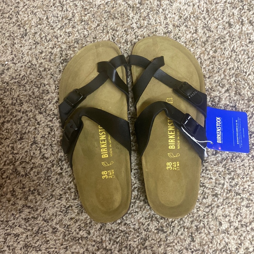 Woman’s Birkenstocks size 7